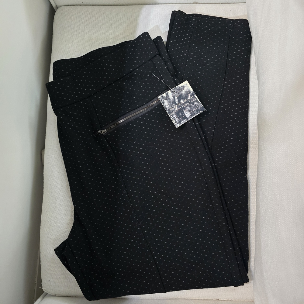 Soho Lady Black Polka Dot Pants with Zipper Detail Size 2X